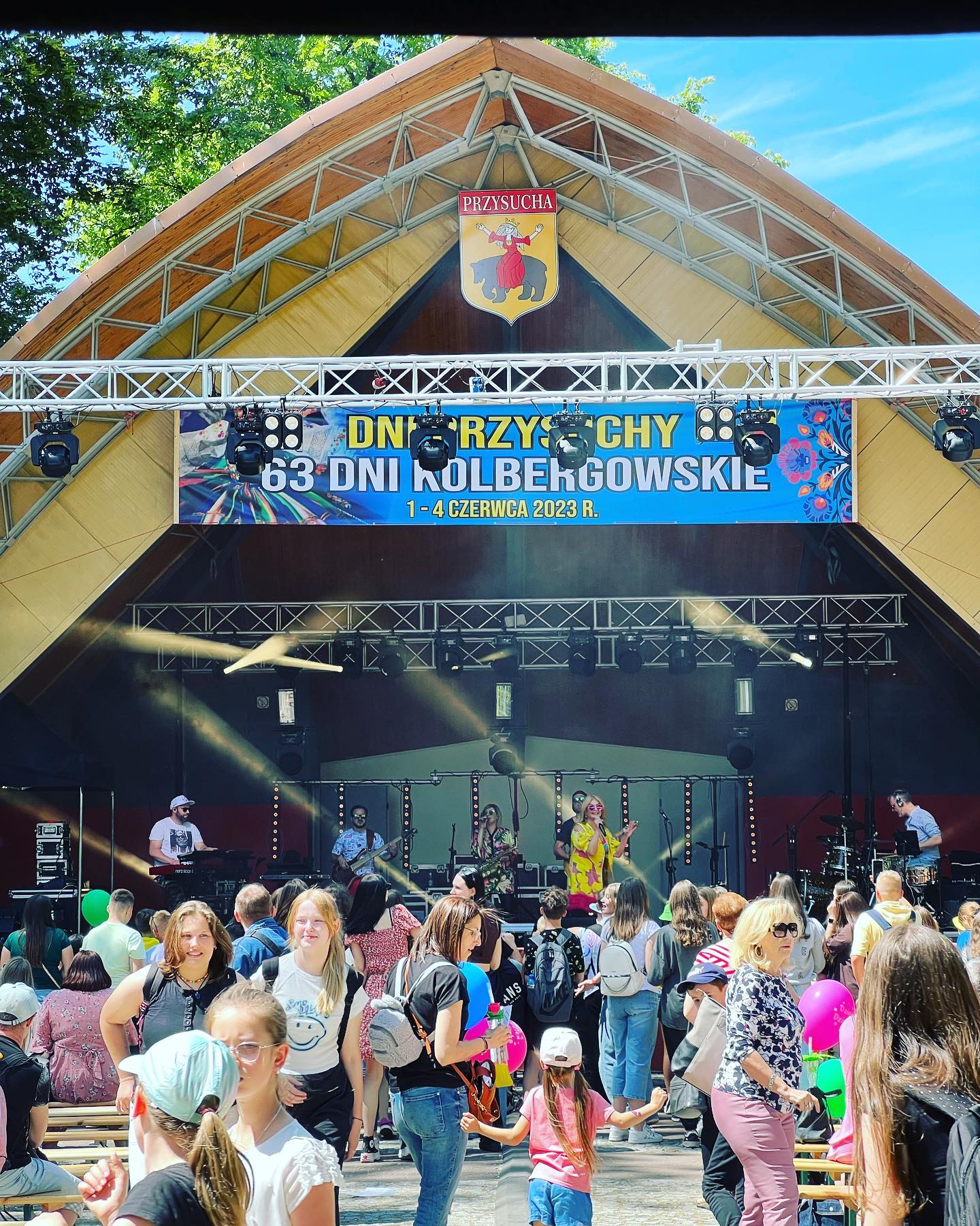 348645903_1905044333184660_521903019565398437_n